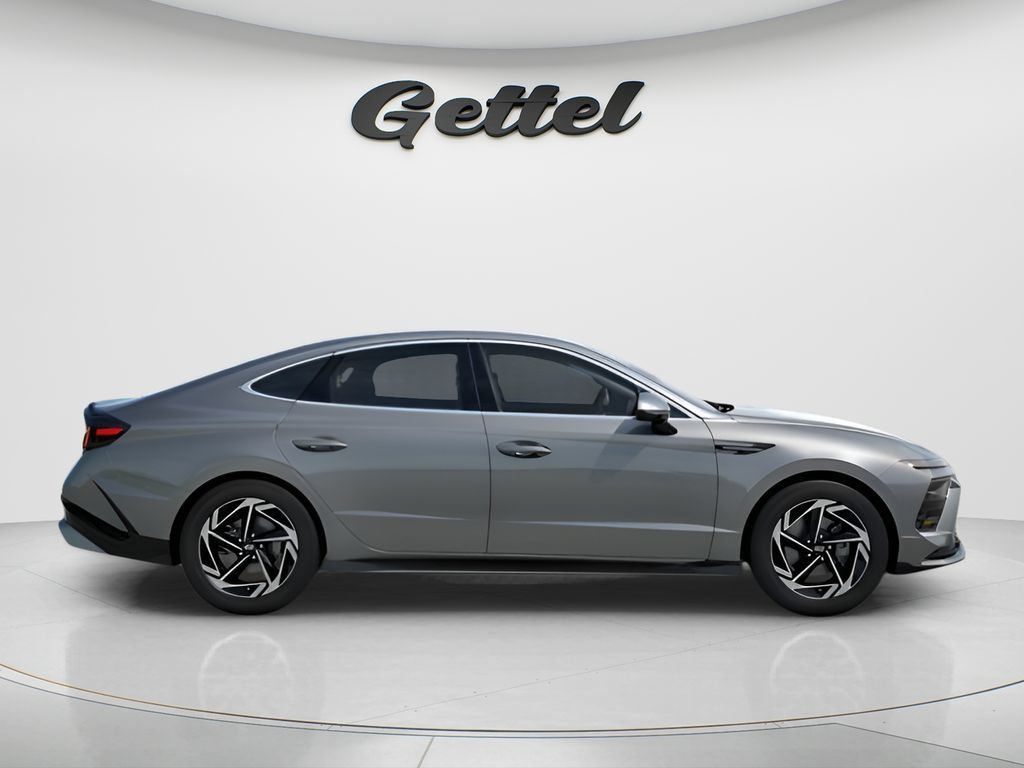 New 2026 Hyundai Sonata SEL FWD image 7