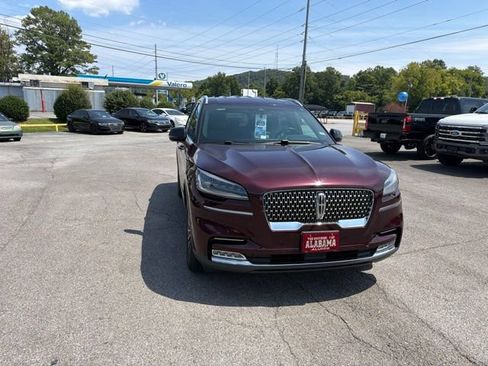Used 2020 Lincoln Aviator Reserve w/ Elements Package Plus AWD/4WD image 8