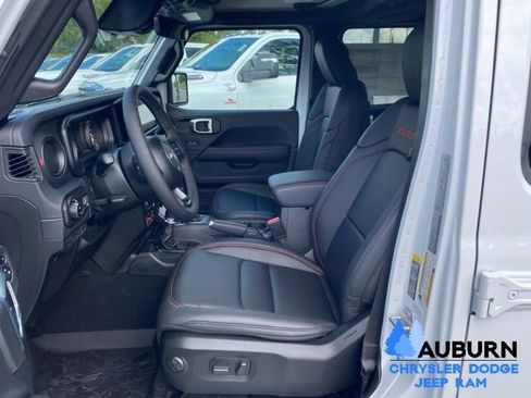 New 2026 Jeep Gladiator Rubicon AWD/4WD image 25
