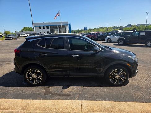Used 2023 Buick Encore GX Select AWD/4WD image 2
