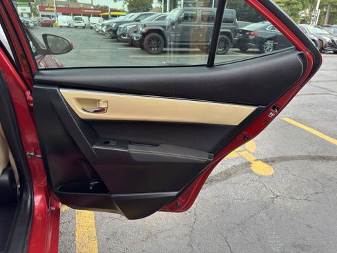 Used 2019 Toyota Corolla LE image 39