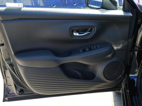 New 2026 Honda HR-V LX image 13