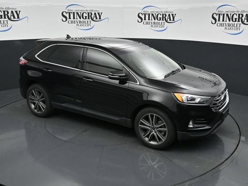Used 2021 Ford Edge Titanium FWD image 18
