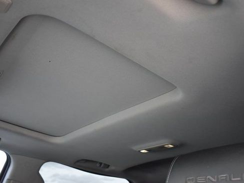 Used 2016 GMC Sierra 2500 Denali w/ Duramax Plus Package image 18