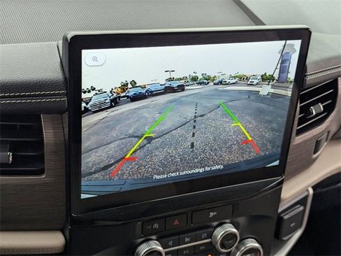 Used 2024 Ford Expedition Max Limited image 27