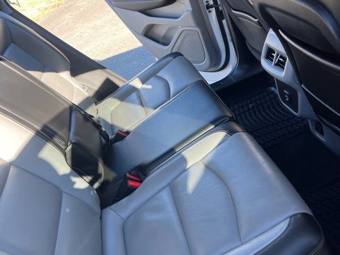 Used 2020 GMC Terrain SLT image 9