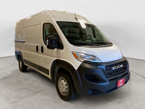 Used 2023 RAM ProMaster 2500 w/ Interior LED Lighting Group image 8