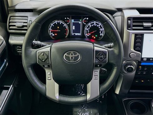 Used 2024 Toyota 4Runner Limited image 11