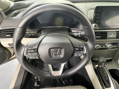 Used 2018 Honda Accord EX-L image 11