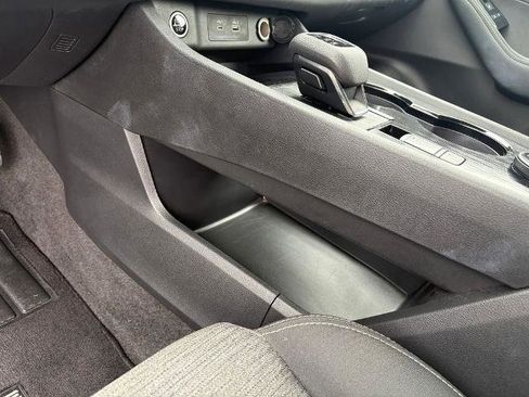 Certified 2023 Nissan Rogue SV image 21