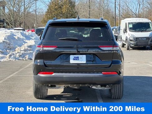 New 2026 Jeep Grand Cherokee Limited w/ Limited Altitude Package image 7