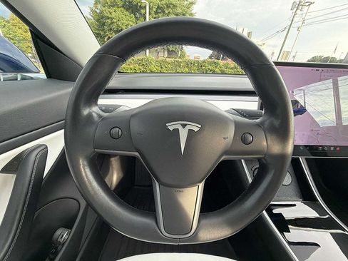 Used 2018 Tesla Model 3 Long Range AWD/4WD image 23
