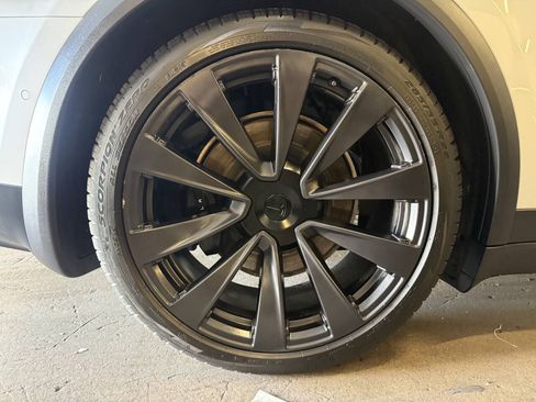 Used 2023 Tesla Model X AWD/4WD image 20