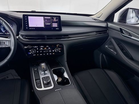 Certified 2026 INFINITI QX60 Luxe w/ Family Package image 30