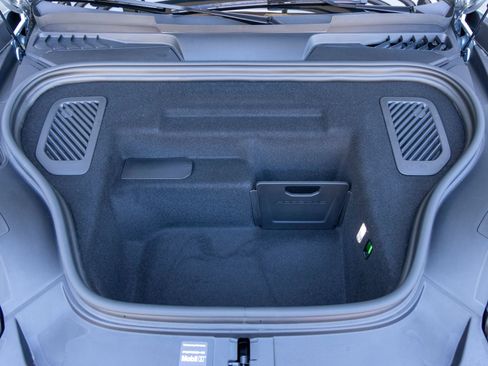 Certified 2025 Porsche Macan Electric RWD image 60