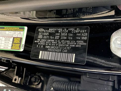 Used 2026 Hyundai Elantra Sport FWD image 40