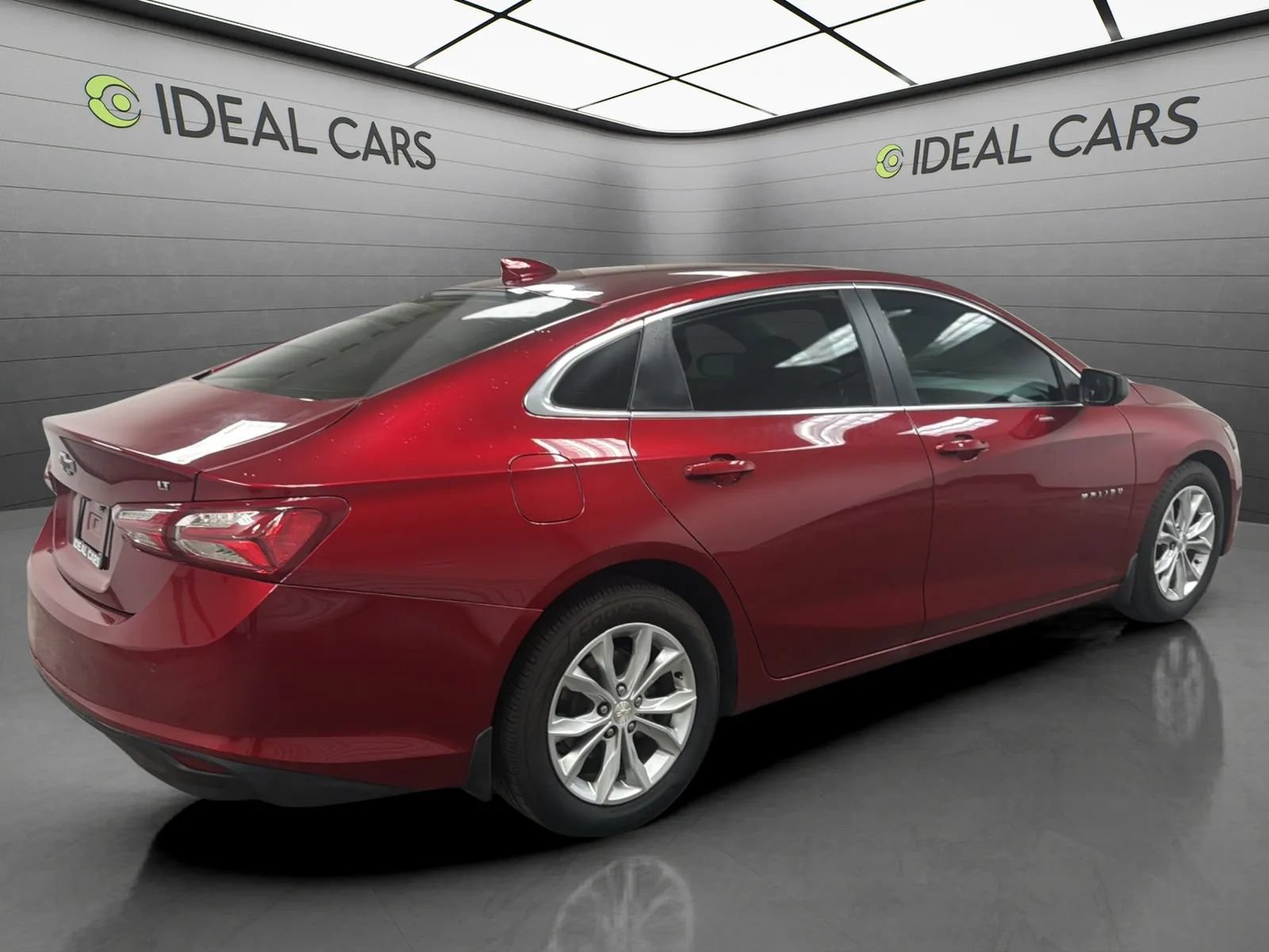 Used 2021 Chevrolet Malibu LT FWD image 5