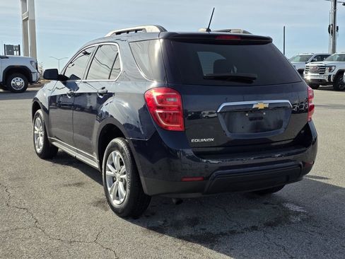 Used 2017 Chevrolet Equinox LT w/ Convenience Package image 5