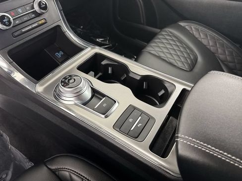 Used 2023 Ford Edge Titanium AWD/4WD image 17