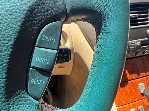 Used 2006 Lexus LS 430 RWD image 30