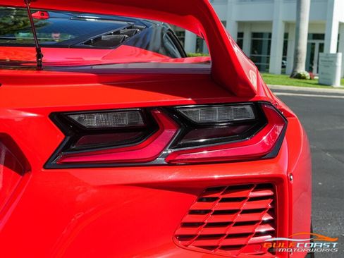 Used 2020 Chevrolet Corvette Stingray Premium Cpe w/ 3LT Preferred Equipment Group RWD image 49