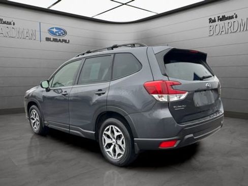 Used 2023 Subaru Forester Premium image 7