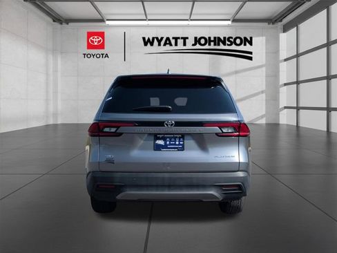 Certified 2026 Toyota Grand Highlander Platinum image 4