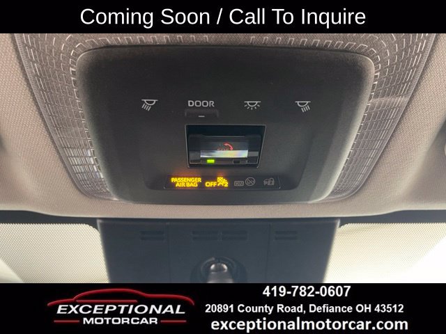 Used 2025 Toyota Prius LE FWD image 44