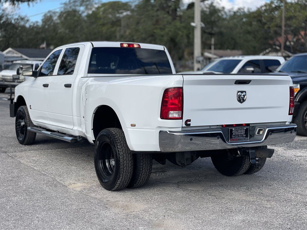 Used 2018 RAM 3500 Tradesman w/ Chrome Appearance Group AWD/4WD image 11