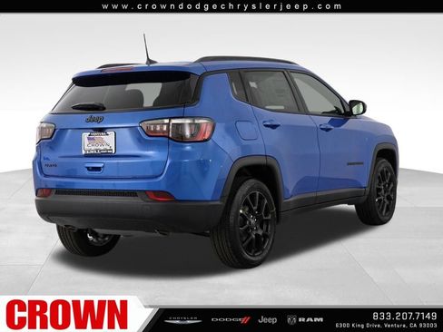 New 2026 Jeep Compass Latitude image 5