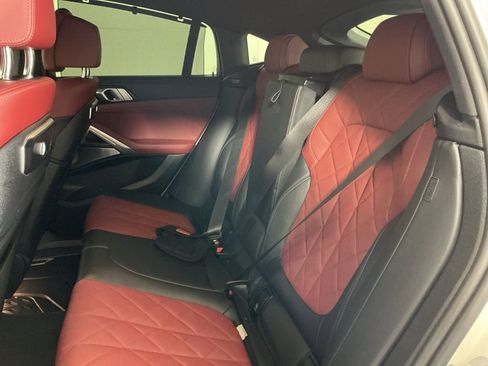 Certified 2025 BMW X6 M60i image 28