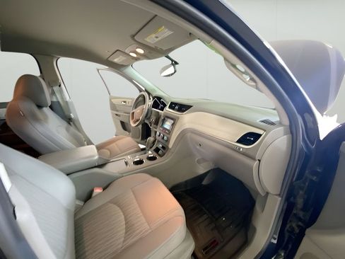 Used 2016 Chevrolet Traverse LS FWD image 43