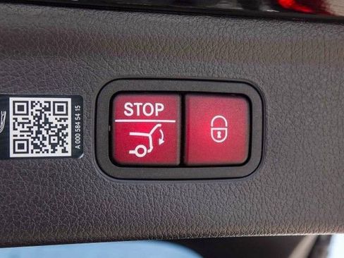 Used 2023 Mercedes-Benz EQE 500 4MATIC SUV image 27