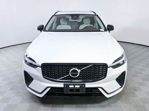 Used 2024 Volvo XC60 B5 Core AWD/4WD image 34