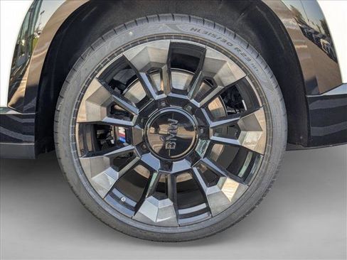 New 2026 BMW XM Label Red image 10