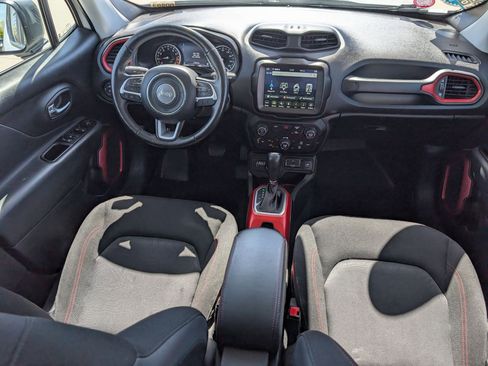 Used 2021 Jeep Renegade Trailhawk image 26