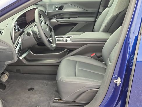 Certified 2024 Cadillac Lyriq Tech RWD image 18