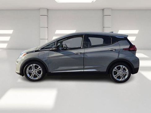 Used 2021 Chevrolet Bolt LT image 2