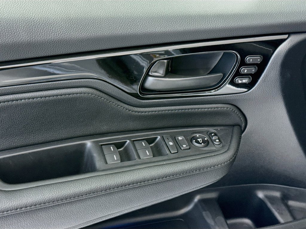 New 2026 Honda Odyssey Touring image 24