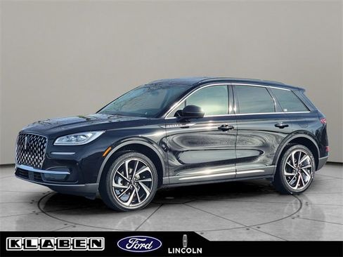 Certified 2025 Lincoln Corsair Reserve w/ Equipment Group 202A image 1