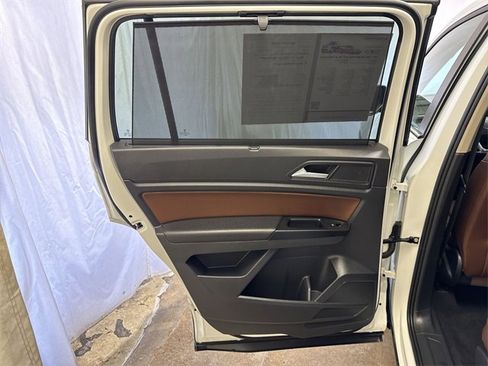 Used 2021 Volkswagen Atlas SE image 22