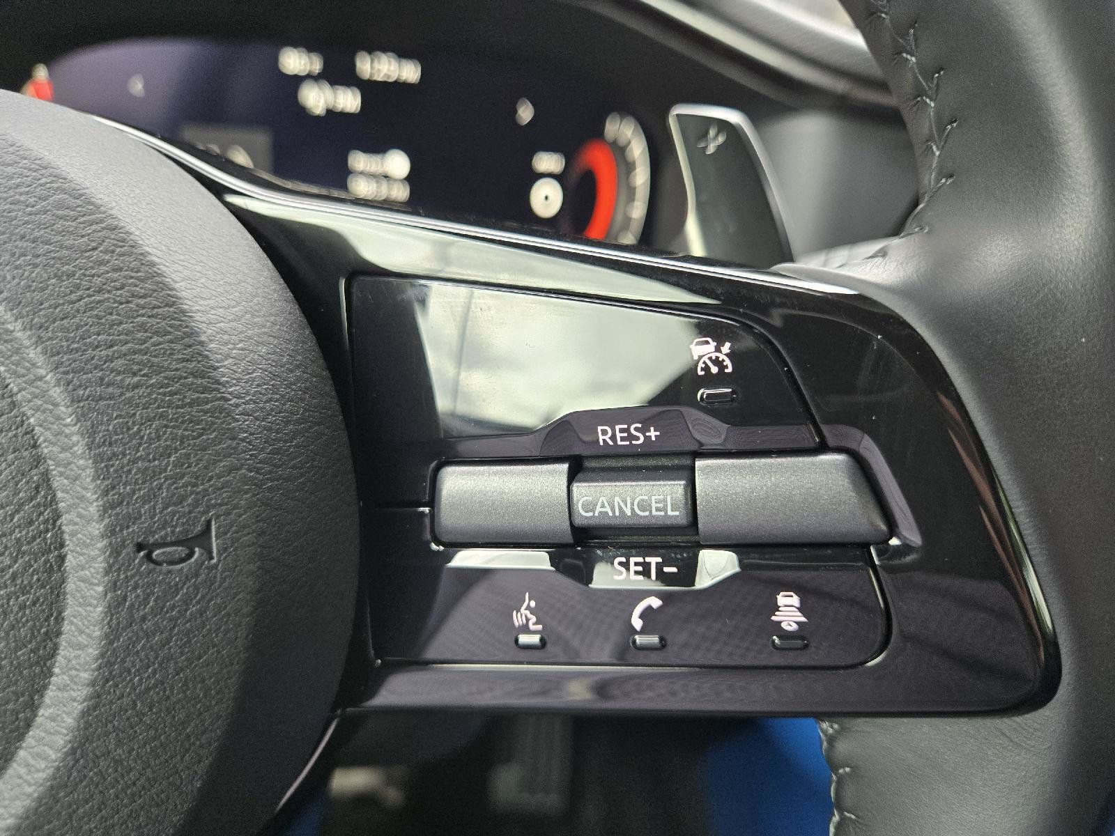 Used 2024 Nissan Z Performance w/ Floor Mat Package RWD image 24