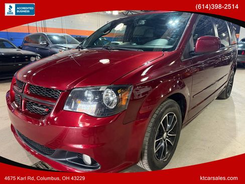 Used 2017 Dodge Grand Caravan GT image 1