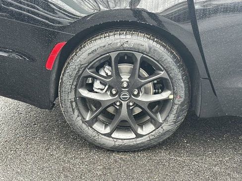 New 2026 Chrysler Pacifica Limited image 18