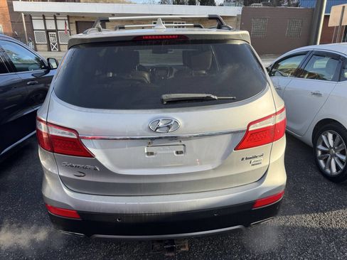 Used 2014 Hyundai Santa Fe Limited w/ Ultimate Package 07 image 22