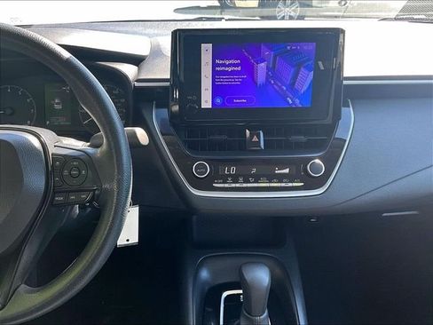 Used 2024 Toyota Corolla LE FWD image 6