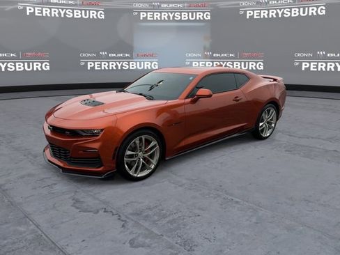 Used 2023 Chevrolet Camaro SS w/ Design Package 3 RWD image 4