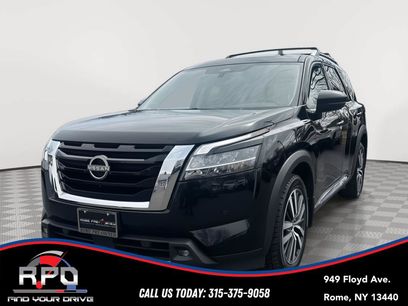 Used 2022 Nissan Pathfinder Platinum w/ Cargo Package