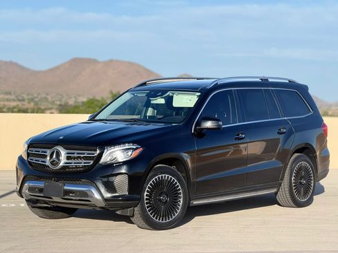 Used 2017 Mercedes-Benz GLS 450 4MATIC image 2