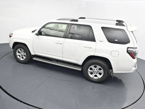Used 2024 Toyota 4Runner SR5 Premium w/ Moonroof Package AWD/4WD image 13